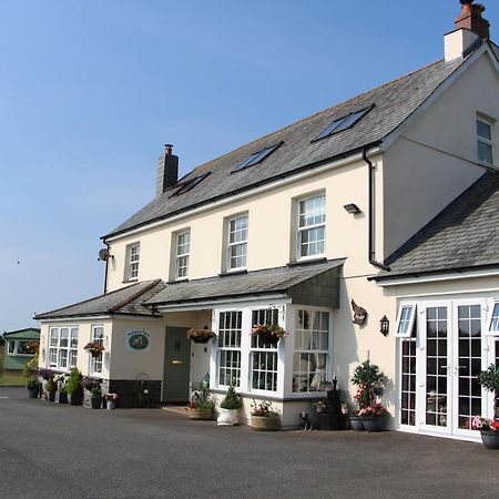 Melorne Farm Guest House 卡姆尔福德 外观 照片