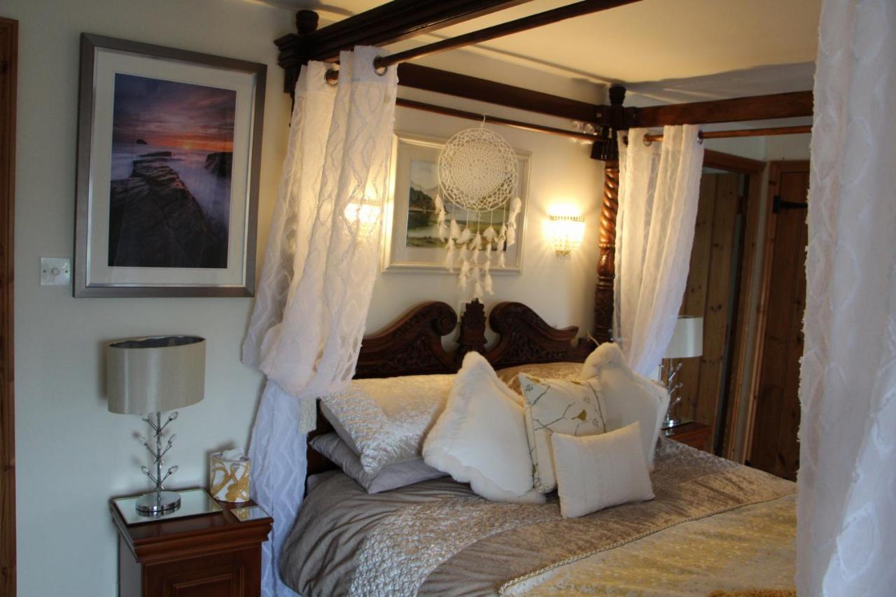 Melorne Farm Guest House 卡姆尔福德 外观 照片